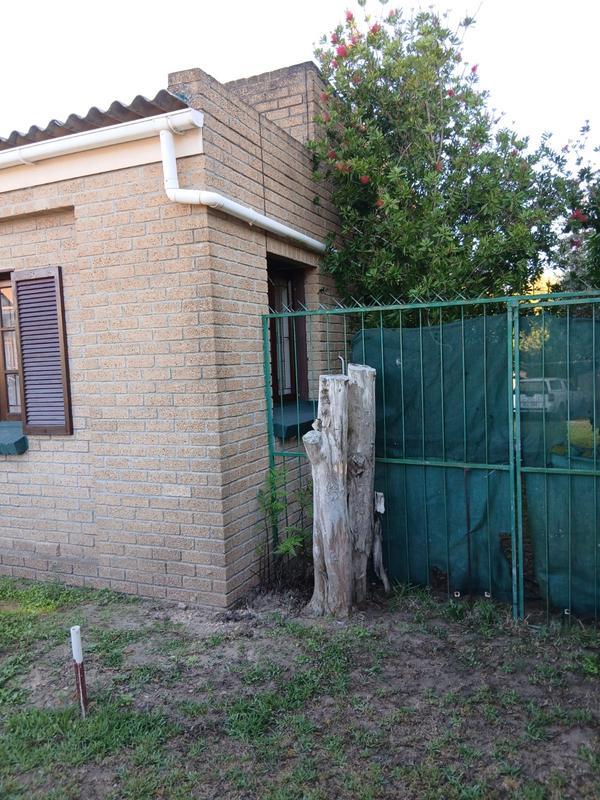 3 Bedroom Property for Sale in Albertinia Western Cape